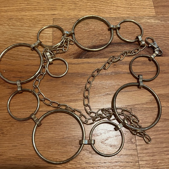 Gold Loop Chain Belt - Picture 6 of 6